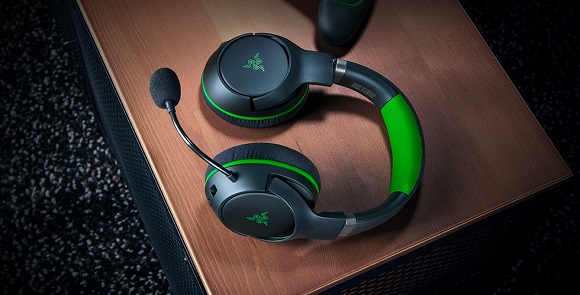 can you use the xbox one headset for skype calls on xbox